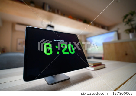 A scene in the room 127800063