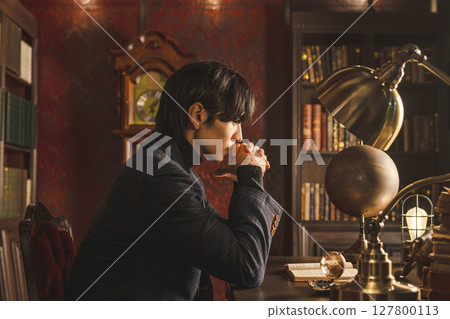 Thinking man Thinking man 127800113