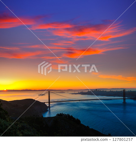 Golden Gate Bridge San Francisco sunrise California 127801257