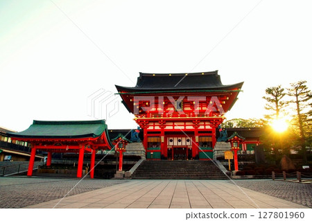 Kyoto Prefecture, Fushimi Inari Taisha Shrine Tower Gate & Chozuya, Fukakusa Yabunouchicho, Fushimi Ward, Kyoto City, February 2022 127801960