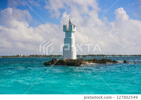 Isla Mujeres lighthouse El Farito snorkel point 127802549