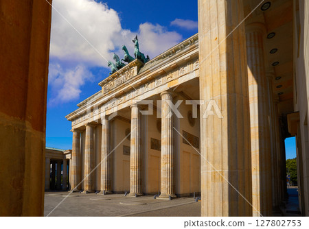 Berlin Brandenburg Gate Brandenburger Tor 127802753