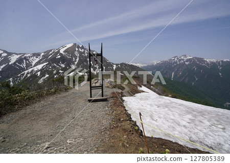 Tanigawadake, Gunma Prefecture: Arriving at Tenjin Pass from Tenjindaira Station by mountain lift. Seeing the remaining snow on Tanigawadake. May 21, 2025 127805389