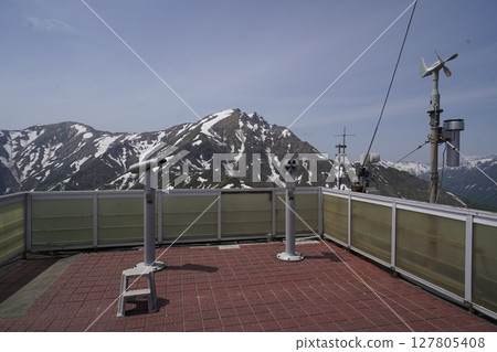 Tanigawadake, Gunma Prefecture. Arriving at Tenjin Pass from Tenjindaira Station by mountain lift. Looking towards Tanigawadake from the observation deck. May 21, 2025. 127805408