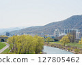 Scenery along the Toyohira River 127805462