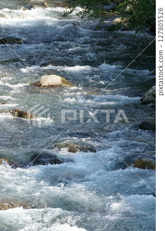 Clear stream 127805526