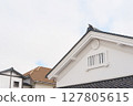 Toyama city where you can see quaint Japanese architecture 127805615