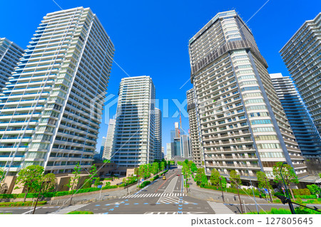 [Kanagawa Prefecture] May - Want to live in the hugely popular Minato Mirai area of Yokohama? 127805645