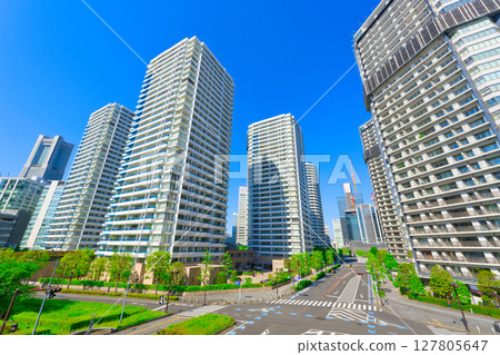 [Kanagawa Prefecture] May - Want to live in the hugely popular Minato Mirai area of Yokohama? 127805647