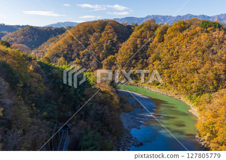 Autumn in Iida City, Nagano Prefecture - Autumn leaves in Tenryukyo Gorge - Sky Walk - View from Tenryukyo Gorge Autumn in Iida City, Nagano Prefecture - Autumn leaves in Tenryukyo Gorge - Sky Walk - View from Tenryukyo Gorge 127805779
