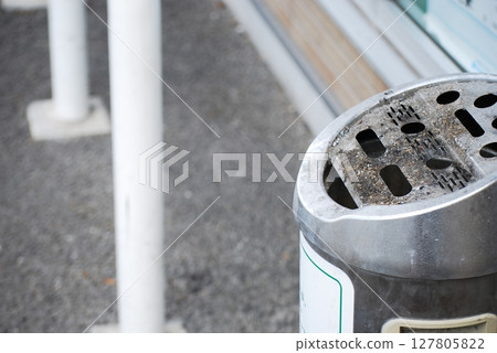 Ashtray installed in a convenience store 127805822