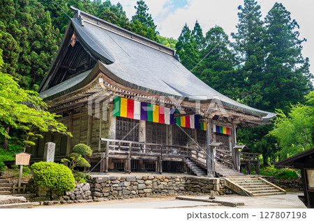 山形立石寺、金本中堂 山形立石寺、金本中堂 127807198