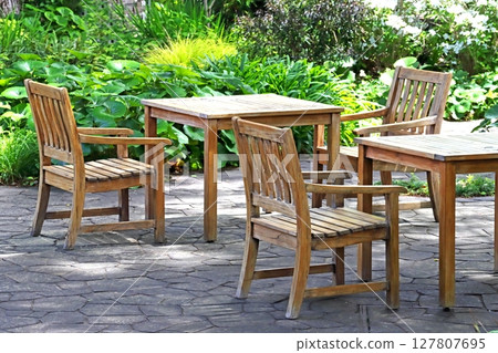 咖啡館露台 127807695