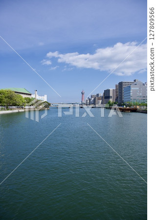 Hakata Bay as seen from a bridge in Fukuoka City 127809566