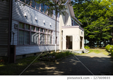 Former Fuchu Elementary and Secondary School, Local Forest, Fuchu City, Tokyo 127809693