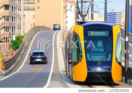 Utsunomiya light rail 127810303