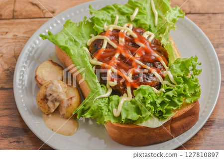 Hamburger toast Hamburger toast 127810897