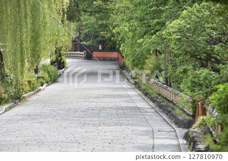 Shirakawa Road 127810970