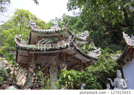 Marble Mountains in Da Nang, Vietnam 127815915