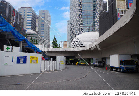 Shinjuku Station West Exit Shinjuku Station Station Square Redevelopment 127816441