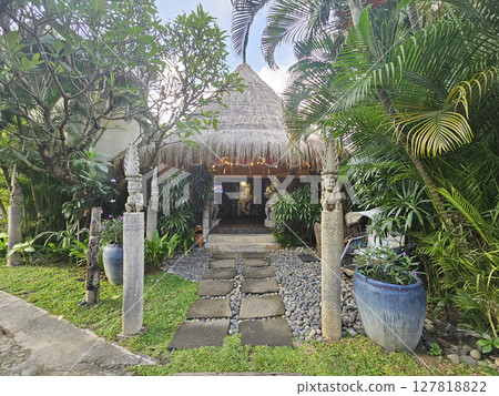 峇裡島水明漾咖啡館 127818822