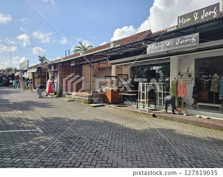 Seminyak, Bali 127819035