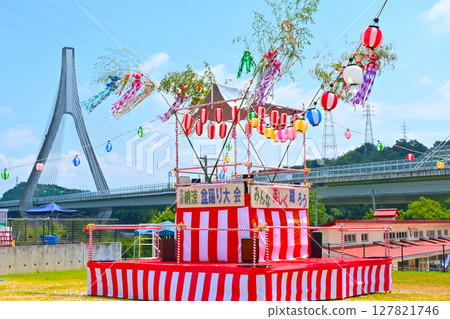 Bon Odori Tower and Toyota Arrows Bridge 127821746