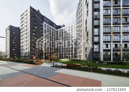 A contemporary Modern Urban Residential Complex that beautifully incorporates Green Spaces A contemporary Modern Urban Residential Complex that beautifully incorporates Green Spaces 127821849