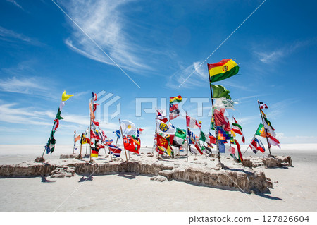 A view you must see before you die: Banderas Square, the landmark of the Uyuni Salt Flats in Bolivia 127826604