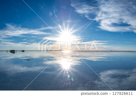 死前必看的風景：清晨的玻利維亞烏尤尼鹽沼 127826611