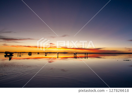 A view you must see before you die: Bolivia's Uyuni Salt Flats at sunset 127826618