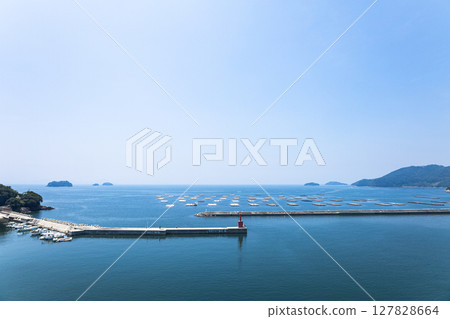 The Seto Inland Sea as seen from Murozu, Mitsu-cho, Tatsuno City, Hyogo Prefecture The Seto Inland Sea as seen from Murozu, Mitsu-cho, Tatsuno City, Hyogo Prefecture 127828664