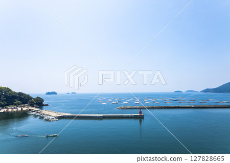 The Seto Inland Sea as seen from Murozu, Mitsu-cho, Tatsuno City, Hyogo Prefecture The Seto Inland Sea as seen from Murozu, Mitsu-cho, Tatsuno City, Hyogo Prefecture 127828665