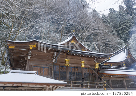 Kifune Shrine Main Shrine in winter: worship hall and main hall 127830294