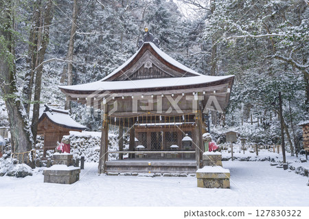 貴船神社奧宮 - 白雪皚皚的正殿 127830322