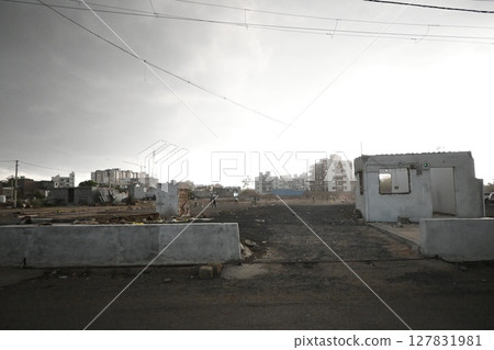 Gujarat, evening landscape 127831981