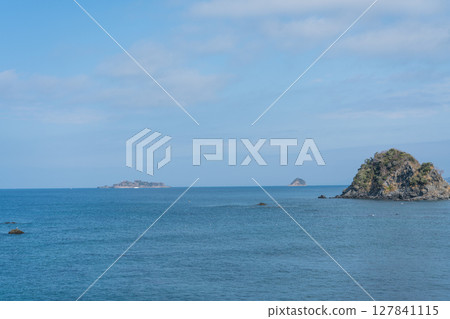 從長崎恐龍公園看到的軍艦島 127841115