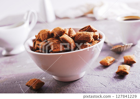 dry breakfast in white bowl dry breakfast in white bowl 127841229