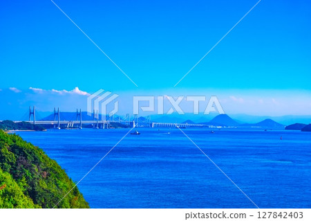 瀨戶大橋和瀨戶內海 127842403