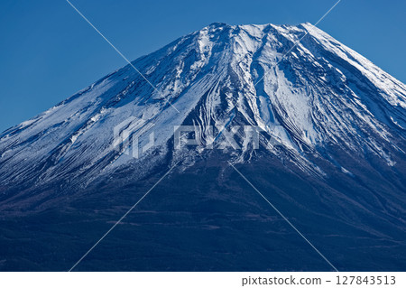 從龍岳眺望初冬的富士山 127843513