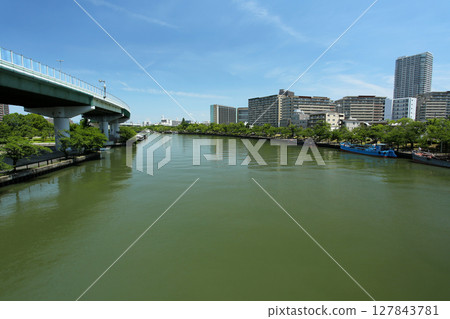 Scenery of Miyakojima Ward, Osaka City, around Miyakojima Bridge, Okawa River 127843781