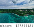 Beautiful blue sea in Uluwatu, Bali 127844181