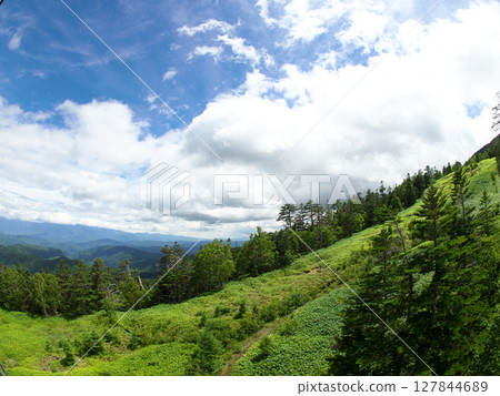 The plateau seen from the ropeway 127844689