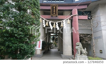 Tsukudo Shrine, located in Kudankita, Chiyoda Ward Tsukudo Shrine, located in Kudankita, Chiyoda Ward 127846850