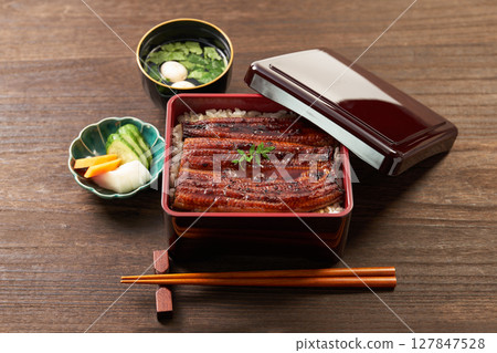 Grilled eel image 127847528