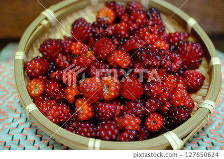 Navales草莓 Navales草莓 127850624