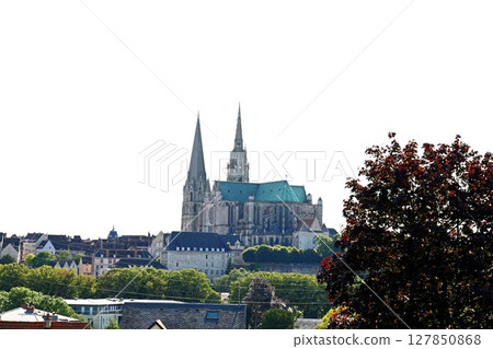 沙特爾大教堂,世界遺產,位於法國盧瓦爾河地區的中世紀小鎮沙特爾 沙特爾大教堂,世界遺產,位於法國盧瓦爾河地區的中世紀小鎮沙特爾 127850868