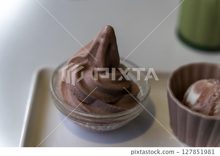 Strawberry ice cream platter 127851981