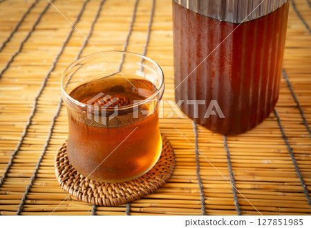 大麥茶夏日飲品 127851985