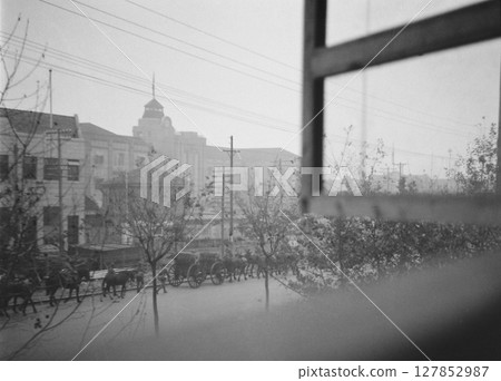 Old photo: 1938, Republic of China, Nanjing, during the Sino-Japanese War, Japanese Army passing in front of the Supreme Court of the National Government Old photo: 1938, Republic of China, Nanjing, during the Sino-Japanese War, Japanese Army passing in front of the Supreme Court of the National Government 127852987